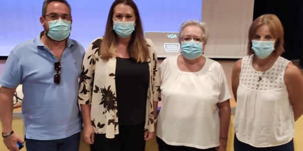El Ayuntamiento aprueba la nominación de las glorietas Bernardo Castro y Directora Esperanza Vélez Lamadrid en el Distrito Sur
