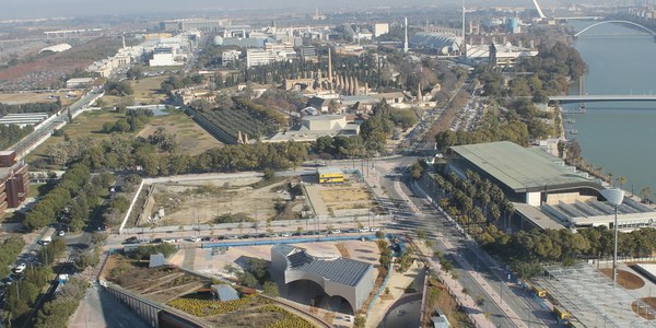 El Ayuntamiento aprueba un proyecto piloto de estacionamiento y recarga de patinetes eléctricos de forma sostenible en la Cartuja desarrollado por una empresa con sede en el Parque Científico y Tecnológico