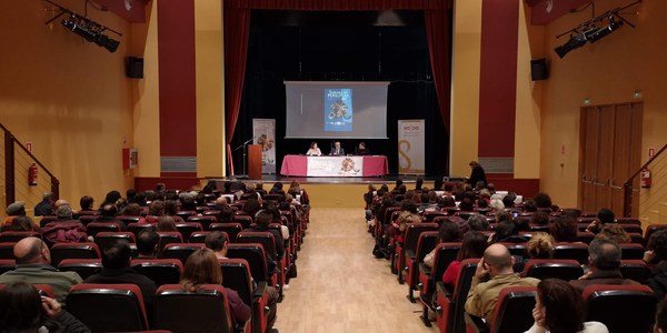 El Ayuntamiento de Sevilla realizó en julio 292 intervenciones con personas sin hogar en la calle, sobre todo de la Macarena, Sur y Casco Antiguo, en un dispositivo coordinado de UMIES, Policía Local y Lipasam que se mantendrá todo el verano