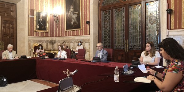 El Ayuntamiento desarrollará una plataforma digital para coordinar la labor social realizada por las administraciones y las entidades en los barrios con necesidad de transformación social