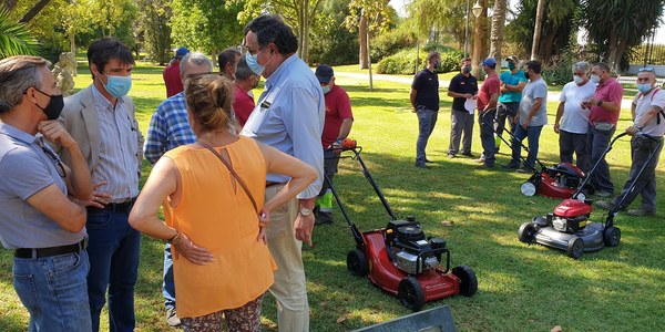 El Ayuntamiento ejecuta un nuevo contrato para la renovación de maquinaria y herramientas para la conservación de parques y jardines con una inversión de 100.000 euros