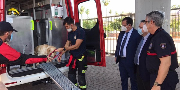 El Ayuntamiento incorpora un nuevo vehículo a la Unidad Canina de Rescate del Servicio de Bomberos