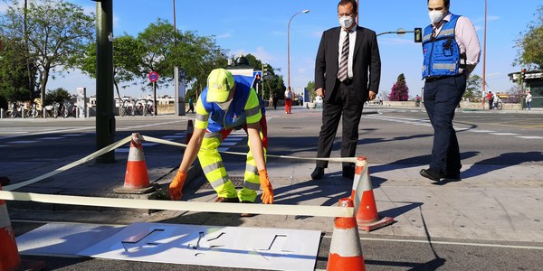 El Ayuntamiento renovará 39 cruces semafóricos de los distritos Norte y Macarena con la implantación de un nuevo modelo que mejorará la seguridad vial y la movilidad con una inversión de 230.000 euros