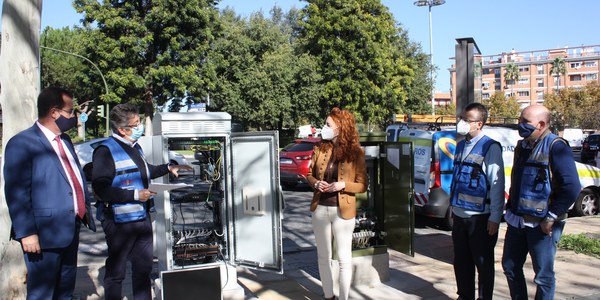 El Ayuntamiento ultima la renovación de 39 cruces semafóricos de los distritos Norte y Macarena y la instalación de tres centrales de zona con la implantación de un nuevo modelo que mejora la seguridad vial y reduce emisiones de CO2