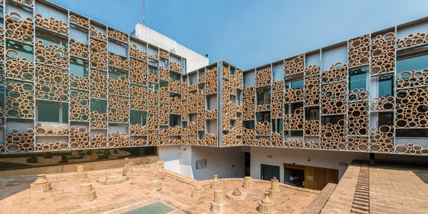 El Centro Cerámica Triana inaugura este domingo una nueva edición del ciclo de conferencias ‘Triana Dispersa’