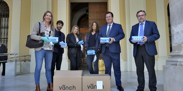 El dispositivo municipal ante el coronavirus realiza 44 denuncias por parte de Policía Local, coordina la desinfección de 13 equipamientos de mayores y personas con diversidad funcional por el Zoosanitario y recibe una donación de más de 10.000 mascarillas