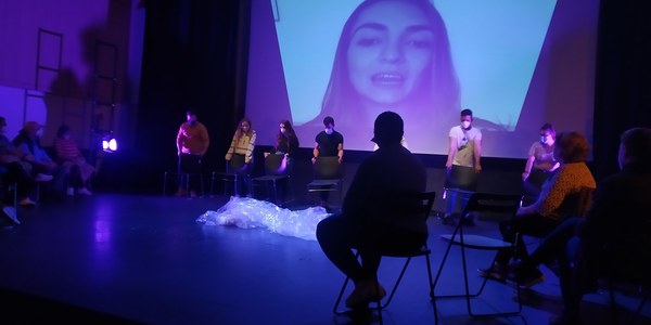 El ICAS promueve la recuperación de la memoria de Polígono Sur a través de los jóvenes participantes en el proyecto ‘Raíces y Alas’