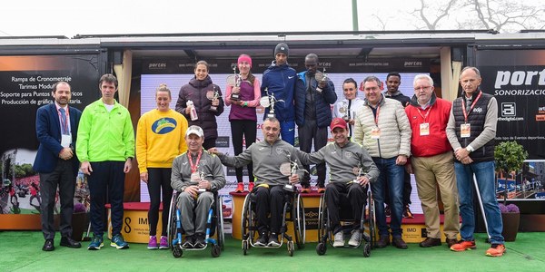 El italiano Eyob Faniel logra el  récord del EDP Medio Maratón de Sevilla y la polaca Izabela Trzaskalska gana en categoría femenina en su 25 aniversario