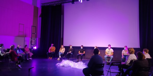 El proyecto ‘Raíces y Alas’ sube al escenario de Factoría Cultural en forma de espectáculo