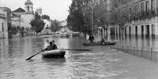 El Servicio de Archivo, Hemeroteca y Publicaciones del Ayuntamiento pone en marcha una retrospectiva fotográfica sobre el crecimiento de la ciudad a través de sus barrios