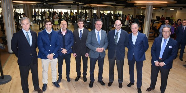 Inaugurado el nuevo Centro Deportivo Viding Piscinas Sevilla tras la reforma completa de sus instalaciones