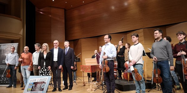 La Orquesta Barroca de Sevilla regresa al Turina bajo la dirección del violinista Enrico Onofri