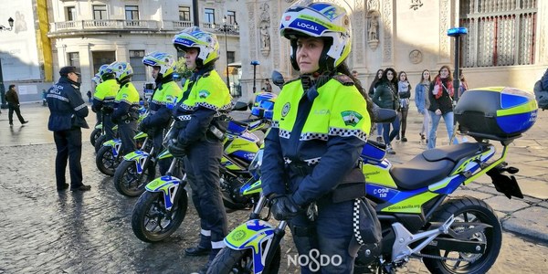 La Policía Local refuerza el dispositivo especial para evitar concentraciones para el consumo de alcohol en la vía pública