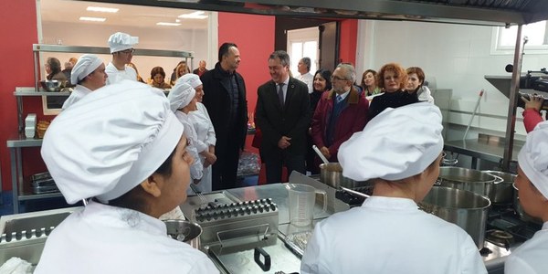 Sevilla refuerza su apuesta por la FP Dual con un nuevo programa con el IES Heliópolis a través de Emasesa para formación en técnico de redes y estaciones de tratamiento de agua