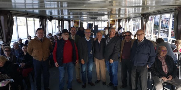 Unas 1.500 personas mayores participan en el programa sociocultural 'Sevilla Cultura Para Todos' que el Ayuntamiento pone en marcha junto a empresas privadas de cruceros por el río, espectáculos flamencos y transporte