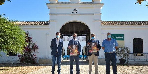 500 corredores participan este viernes en la Nocturna del Alamillo