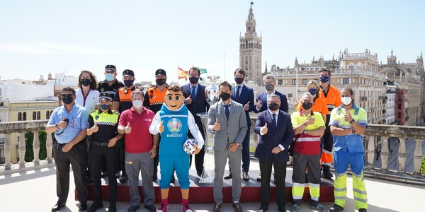 El Ayuntamiento activa el dispositivo municipal para el primer partido de la Eurocopa  y destaca el impacto económico y en proyección de Sevilla de este nuevo evento internacional