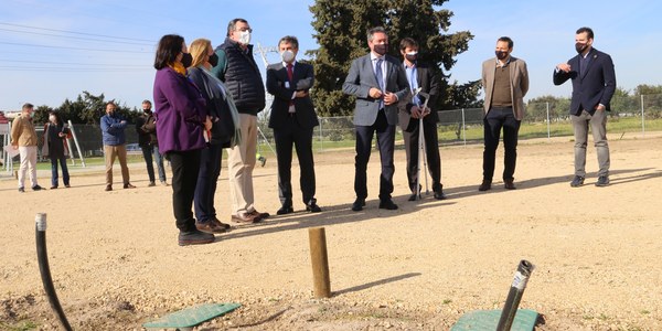 El Ayuntamiento aprueba las bases de las convotorias para la adjudicación de 124 parcelas de huertos urbanos ecológicos en los parques Infanta Elena, Torreblanca y Guadaíra