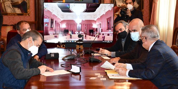 El Ayuntamiento avanza con dos nuevas compras en el plan de adquisición y derribo de las viviendas deterioradas de Guadaíra Sur para construir 143 nuevas VPO