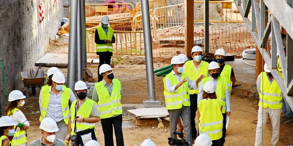 El Ayuntamiento avanza en las obras del nuevo centro de innovación y emprendimiento de las Naves de Renfe que  finalizarán a principios de 2022