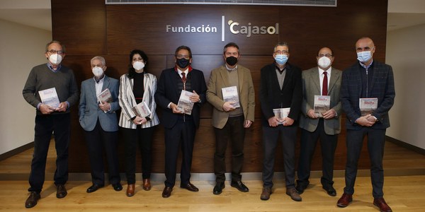 El Ayuntamiento colabora en la edición del libro ‘Sevilla. Historia de su forma urbana. Dos mil años de una ciudad excepcional’ que aborda de forma científica la conformación de la urbe y su evolución