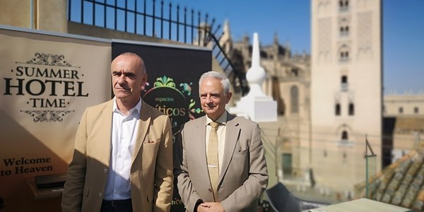 El Ayuntamiento de Sevilla apoya la nueva campaña de la Asociación de  Hoteles en colaboración con distintos operadores turísticos para atraer clientes mediante una oferta diversificada de cultura y ocio