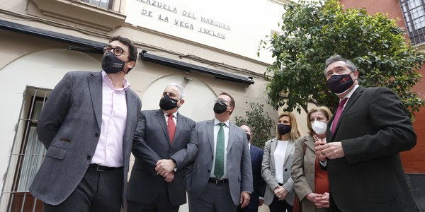 El Ayuntamiento dedica un espacio de Santa Cruz al Marqués de la Vega Inclán por su protagonismo en el desarrollo del barrio