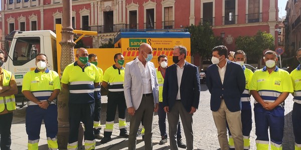 El Ayuntamiento destinará 10 millones de euros al año a realizar más de 3.000 actuaciones de mejoras y reparaciones de acerados, viarios y espacios públicos