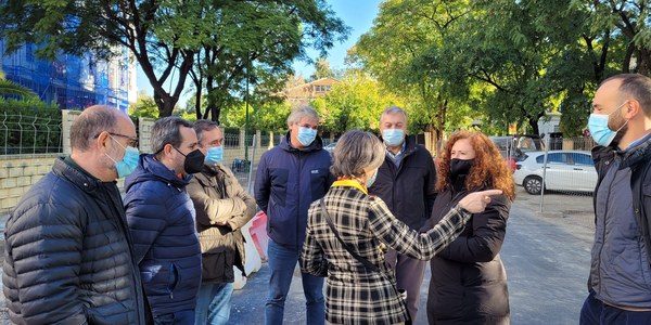 El Ayuntamiento ejecuta nuevas mejoras en itinerarios peatonales, arbolado y accesibilidad en Heliópolis con inversiones en Padre Mediavilla y Periodista Ramón Resa