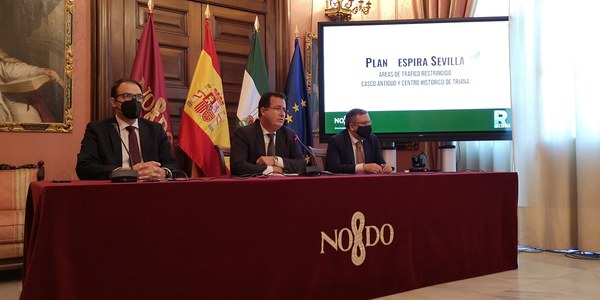 El Ayuntamiento impulsa el contrato para la instalación del sistema de control con cámaras para las áreas de tráfico restringido de Casco Antiguo y el conjunto histórico de Triana