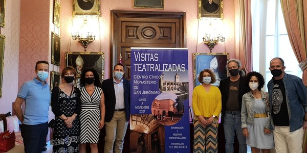 El Ayuntamiento impulsa las visitas gratuitas, guiadas y teatralizadas al Monasterio de San Jerónimo, que comenzarán el próximo sábado y se integran en la programación cultural estival de la ciudad