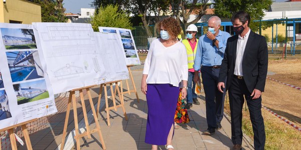 El Ayuntamiento inicia las obras de la nueva cubierta de la piscina del Centro Deportivo Torreblanca con una inversión de 1,27 millones