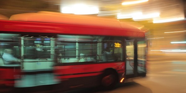 El Ayuntamiento inicia los trámites para la adquisición de los primeros 41 autobuses híbridos de Gas Natural dentro del proceso de descarbonización de la flota