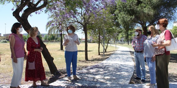 El Ayuntamiento mejora la conexión entre Andalucía Residencial y la pasarela de Persán con una nueva senda peatonal más accesible y transitable