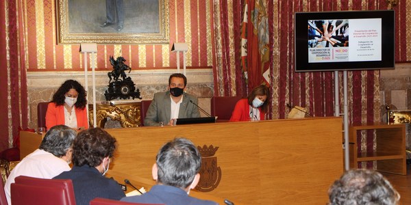 El Ayuntamiento pone en marcha el nuevo Plan Director de Cooperación al Desarrollo 2021-2025 con el objetivo de mejorar la acción municipal en esta materia y en consonancia con  los Objetivos de Desarrollo Sostenible