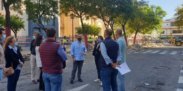 El Ayuntamiento pone en marcha una nueva inversión en Nervión para la reurbanización de la calle Cristo de la Sed que tendrá más arbolado, espacios peatonales y una plaza pública