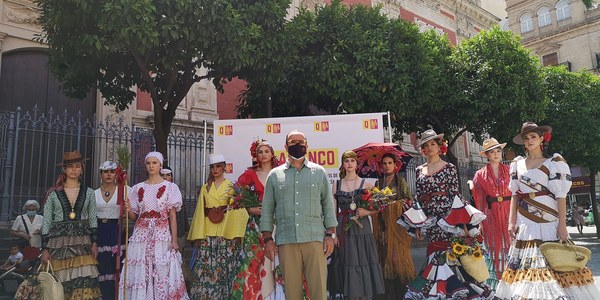 El Ayuntamiento respalda la iniciativa ‘Del Salvador al Rocío’ impulsada por la asociación de diseñadores Qlamenco en apoyo al sector de la moda flamenca