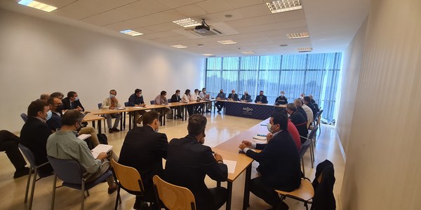 El Ayuntamiento vuelve a activar el dispositivo especial de emergencias, servicios y empresas municipales para dar cobertura al traslado del Gran Poder entre las parroquias de la Blanca Paloma y de la Candelaria