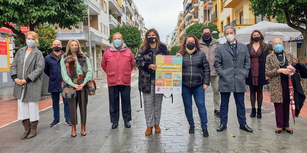 El Ayuntamiento y comerciantes lanzan la campaña de rebajas de Los Remedios ‘Sin cruzar el puente’ para el apoyo del comercio del barrio