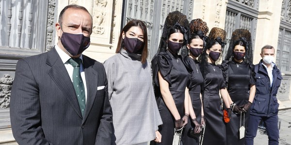El Ayuntamiento y Doble Erre organizan un conjunto de eventos de promoción de la mantilla en el marco de la estrategia municipal para reactivar los sectores vinculados a las Fiestas de la Primavera