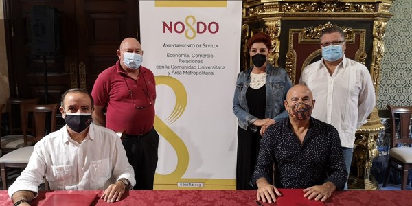 El Ayuntamiento y la Asociación Gremial Arte Sacro de Sevilla firman un convenio de colaboración para impulsar la labor de los artesanos del sector