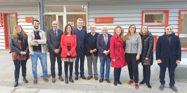 El Ayuntamiento y Save The Children inauguran el nuevo Centro de Recursos para la Infancia y la Adolescencia en un local de Tres Barrios cedido por EMVISESA