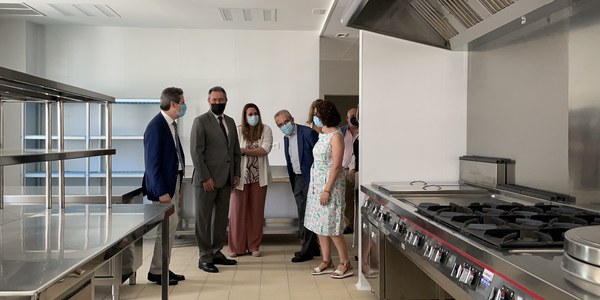 El barrio del Porvenir estrena nueva residencia de mayores en un suelo municipal tras una inversión de 9 millones de euros gracias a la   colaboración público privada