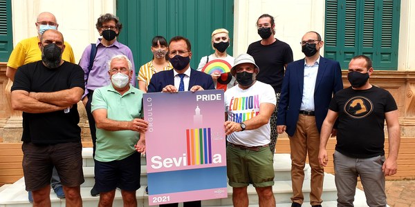 El Distrito Casco Antiguo presenta el cartel anunciador del Orgullo LGTBi que impulsan entidades, asociaciones y establecimientos de La Alameda de Hércules