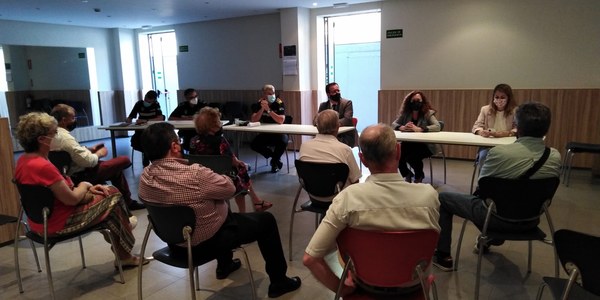 El gobierno refuerza la unidad de policía de barrio destinada al Distrito Bellavista-La Palmera tras la incorporación de nuevos agentes