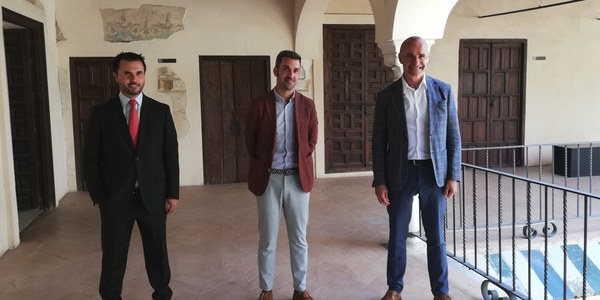 El ICAS convoca el XII Premio Iberoamericano de Poesía Hermanos Machado, en colaboración con la Fundación José Manuel Lara