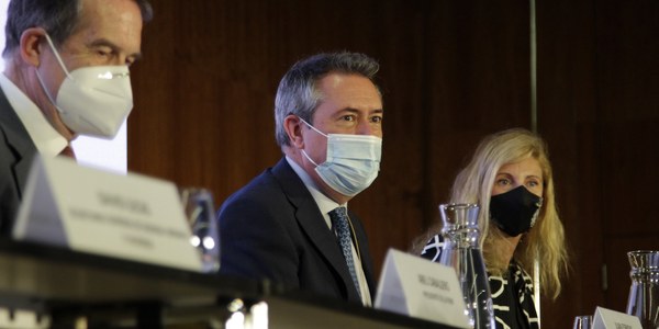 El municipalismo conforma una alianza por la recuperación, la sostenibilidad y la gestión de fondos europeos en Sevilla con el impulso del comité andaluz Green Deal de la FAMP y el foro nacional de agenda urbana de la FEMP