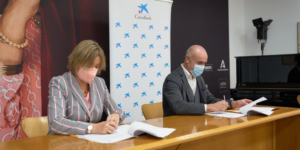El Teatro de la Maestranza y Caixabank renuevan su acuerdo de colaboración