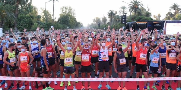 La etíope Tiruye Mesfin Aman y el marroquí Mohamed El Talhaoui se imponen en el EDP Medio Maratón de Sevilla 2021 que continúa la senda de la recuperación de los grandes eventos deportivos en la ciudad