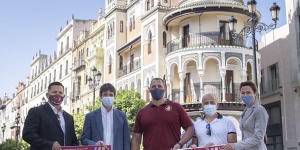 La II Reunión de Lanzamientos Ciudad de Sevilla congrega a atletas de todas las categorías y homenajea al veterano Manuel Navas
